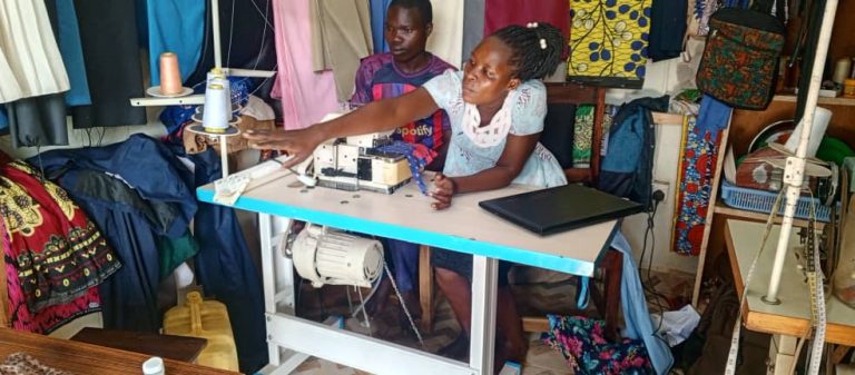 Single mother youths under tailoring training